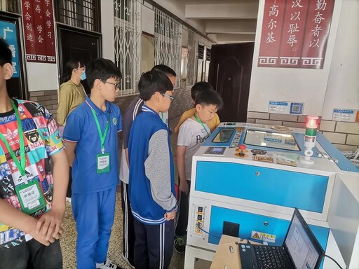 參賽選手不約而同地選擇激光切割機