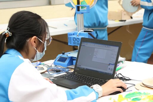 創(chuàng)客動手設(shè)計(jì)