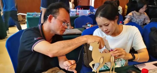 火熱持續(xù)，雷宇攜創(chuàng)趣天地、蘑菇云創(chuàng)客點(diǎn)燃雙城造物激情！