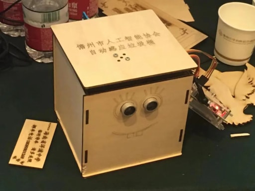 火熱持續(xù)，雷宇攜創(chuàng)趣天地、蘑菇云創(chuàng)客點(diǎn)燃雙城造物激情！