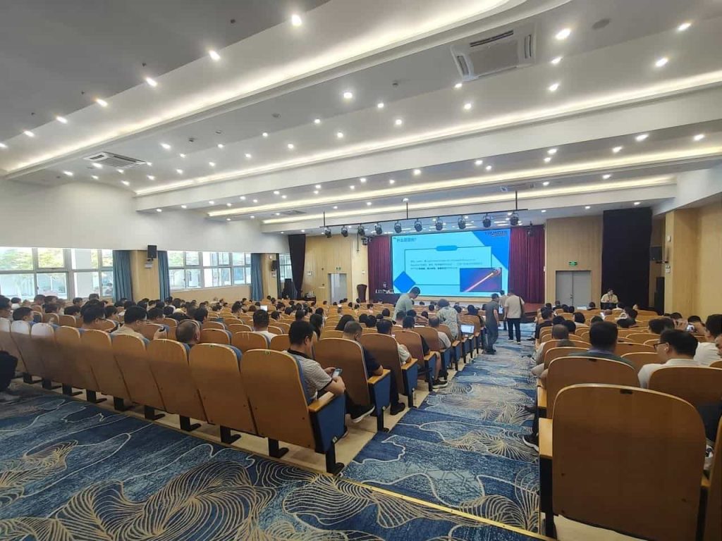 雷宇教育賦能中央電化教育館科創(chuàng)教育工作坊培訓(xùn)， 激活科創(chuàng)教育新勢(shì)能