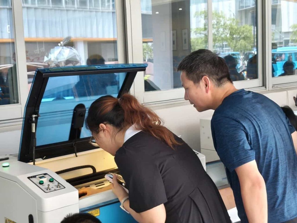 雷宇教育賦能中央電化教育館科創(chuàng)教育工作坊培訓(xùn)， 激活科創(chuàng)教育新勢(shì)能